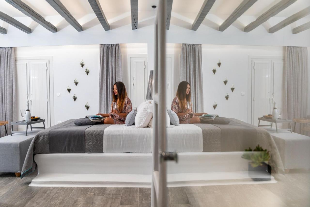 El_Puerto Luxury Port Suites Naxos City Exteriör bild