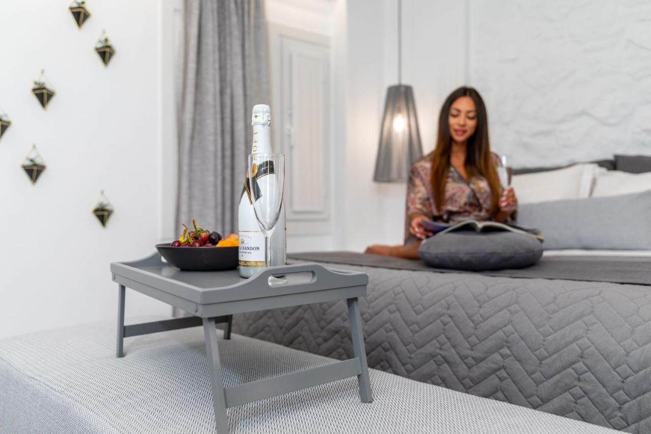 El_Puerto Luxury Port Suites Naxos City Exteriör bild