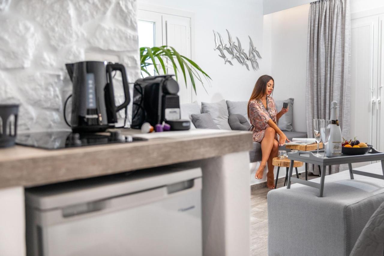 El_Puerto Luxury Port Suites Naxos City Exteriör bild