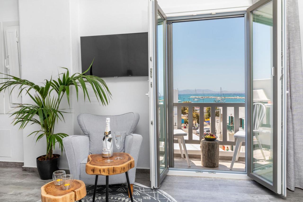 El_Puerto Luxury Port Suites Naxos City Exteriör bild