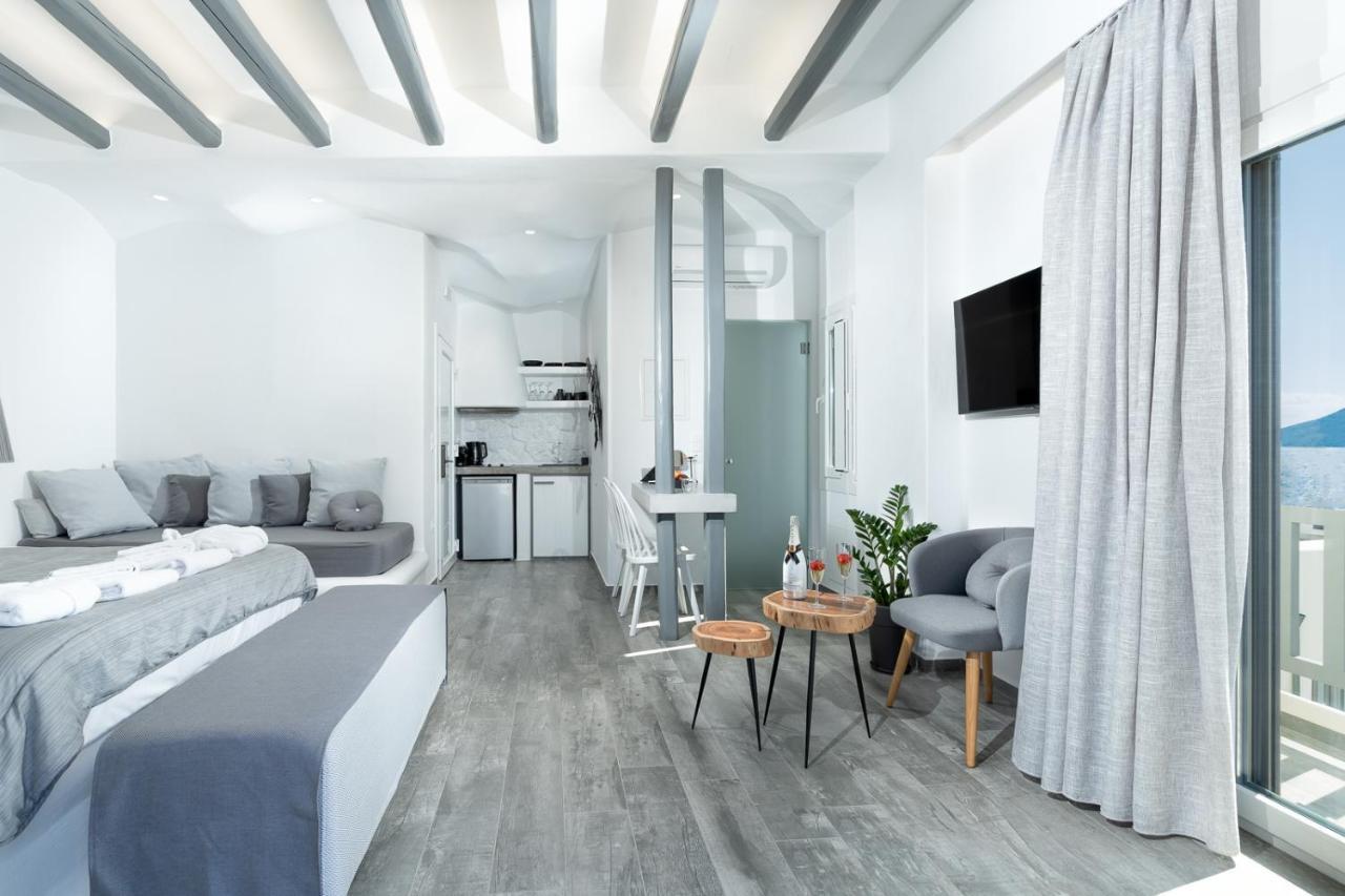 El_Puerto Luxury Port Suites Naxos City Exteriör bild